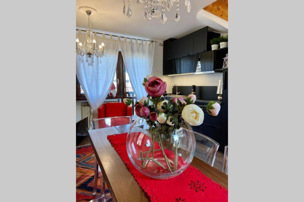 Tabla - Confort Ed Eleganza A 100 Mt Dagli Impianti Aprica Exterior photo